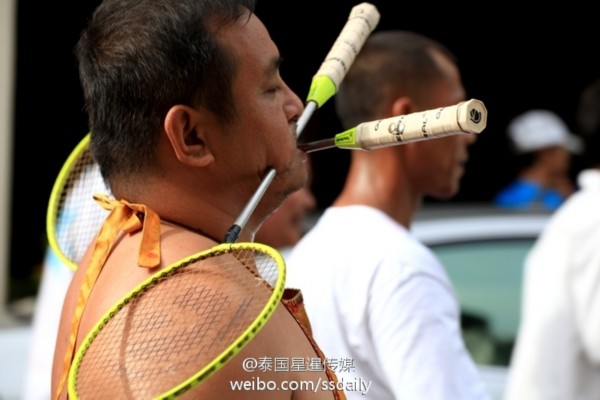 十大外围足球平台app:【云纪时评】政治攀援是一条不归路(图2) 十大外围足球平台app