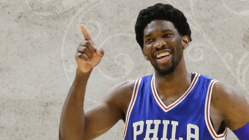 吉克隽逸真有勇气, 上衣只有20厘米就算了, 裤子比上衣还短!_十大外围足球平台app(图2) 十大外围足球平台app