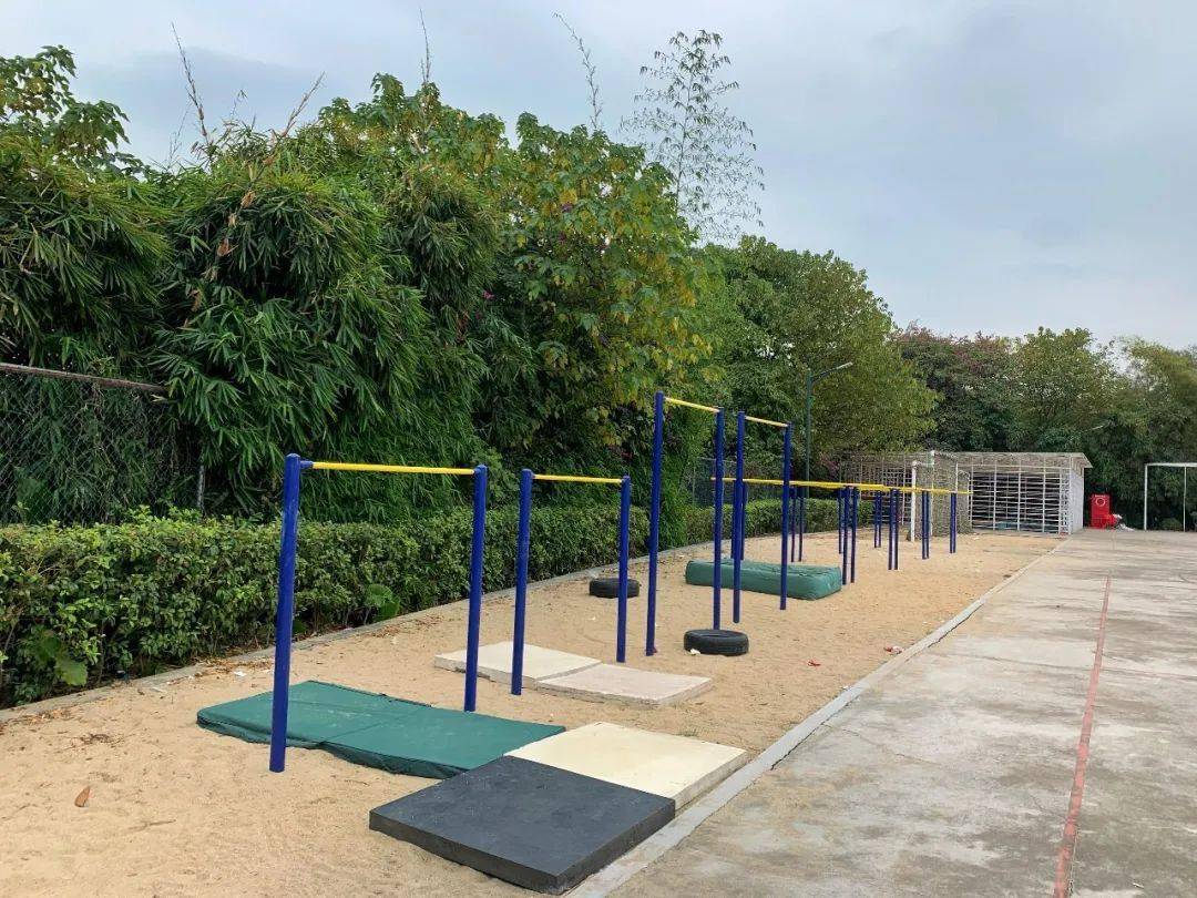 十大外围足球平台app|
校园一角(图12) 十大外围足球平台app|
校园一角(图12)