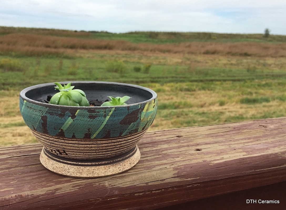 希腊海域再发难民船倾覆事故致17人死亡-十大外围足球平台app(图2) 十大外围足球平台app